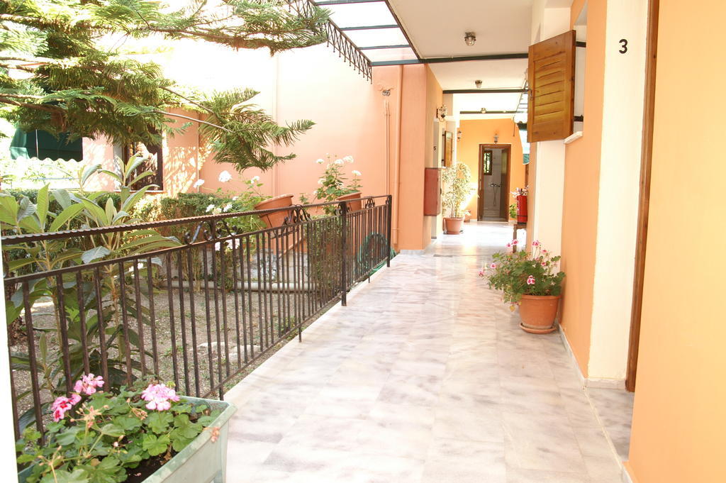 Milos Studios Parga Exterior foto